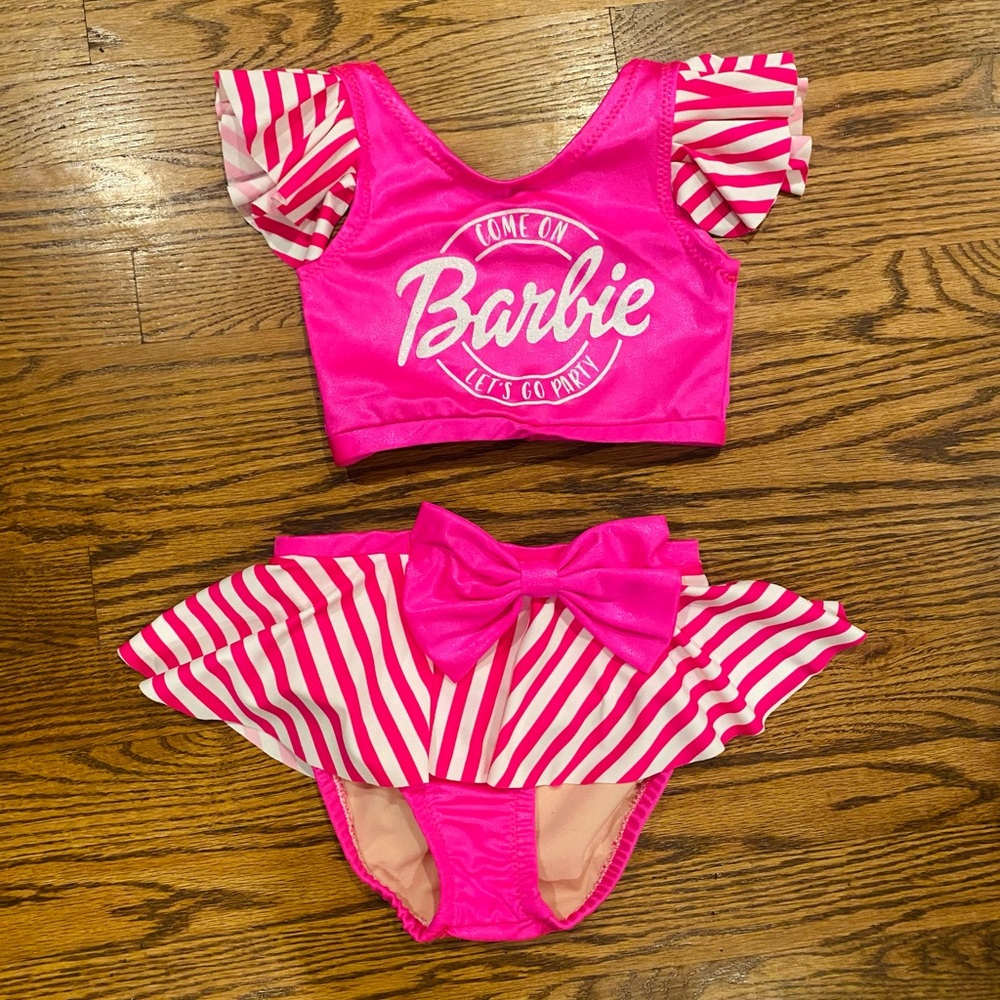 Two piece dance outfit.